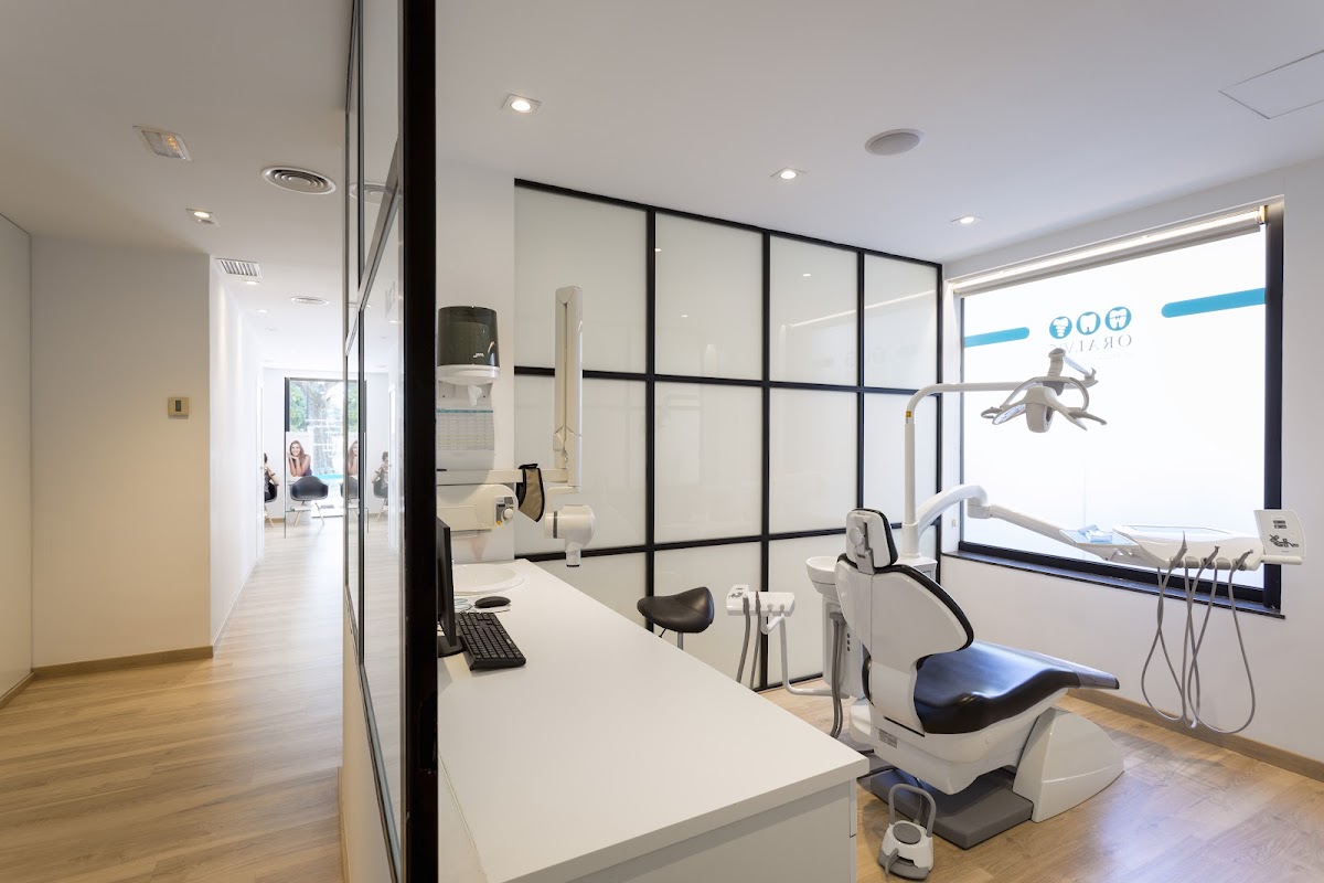 Clínica dental ORALVIC a Vic